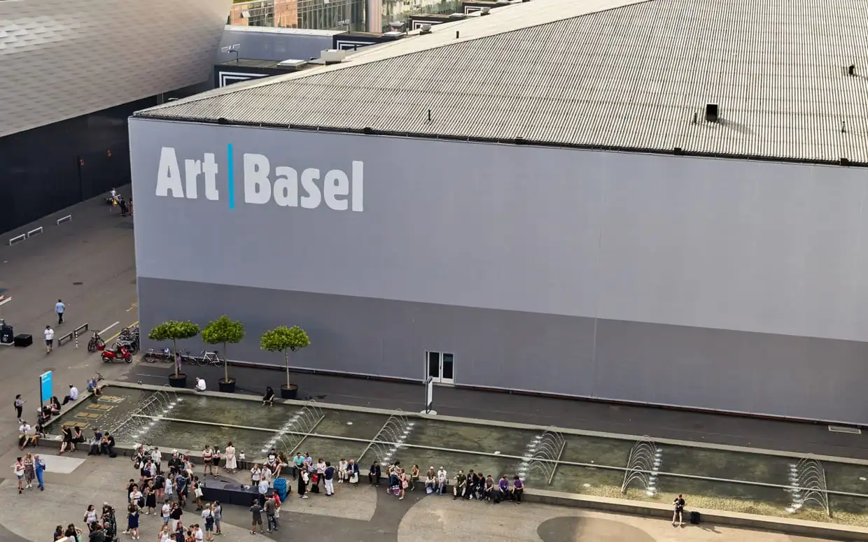 Art Basel Hong Kong - Más Arte Más Ciudad